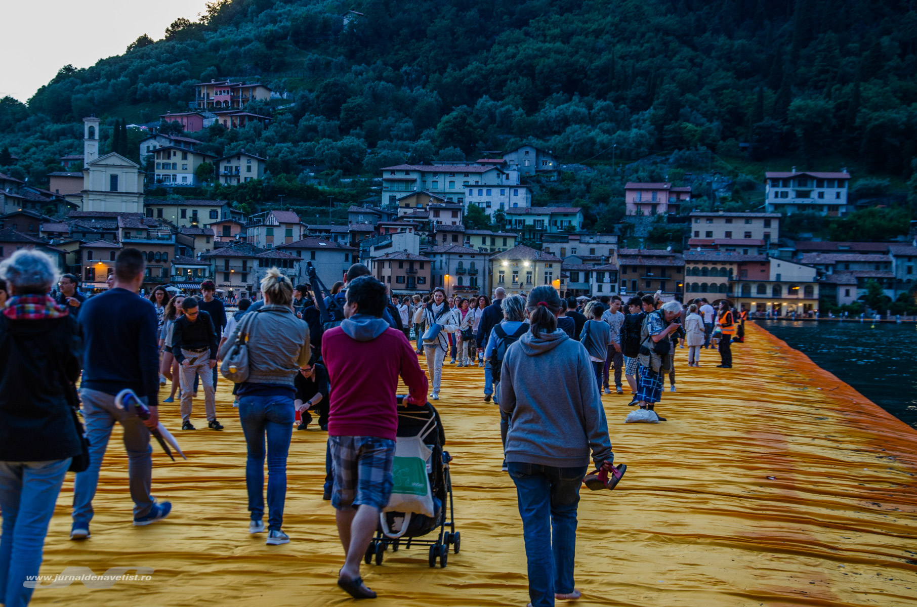 The Floating Piers 7920